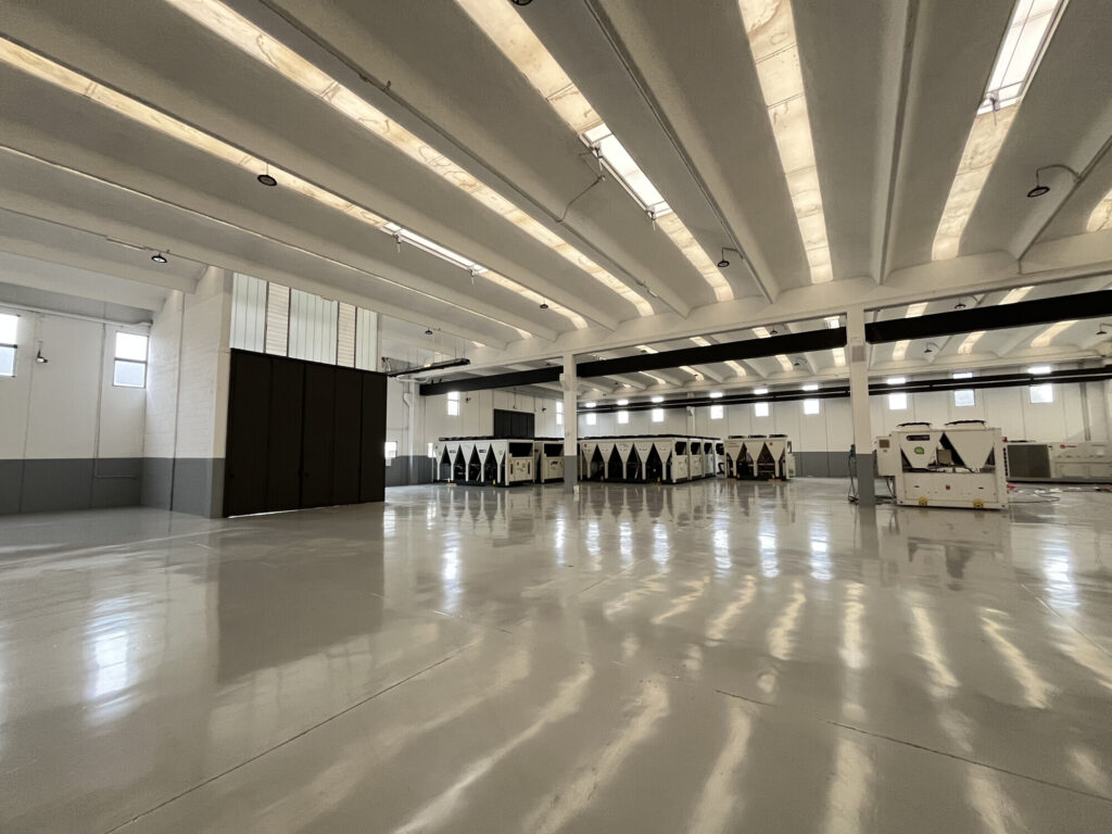 Capannone Produttivo in locazione a Magenta di 6.500 mq mq