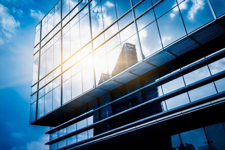 Ufficio in Vendita a Milano di 2.500 mq mq