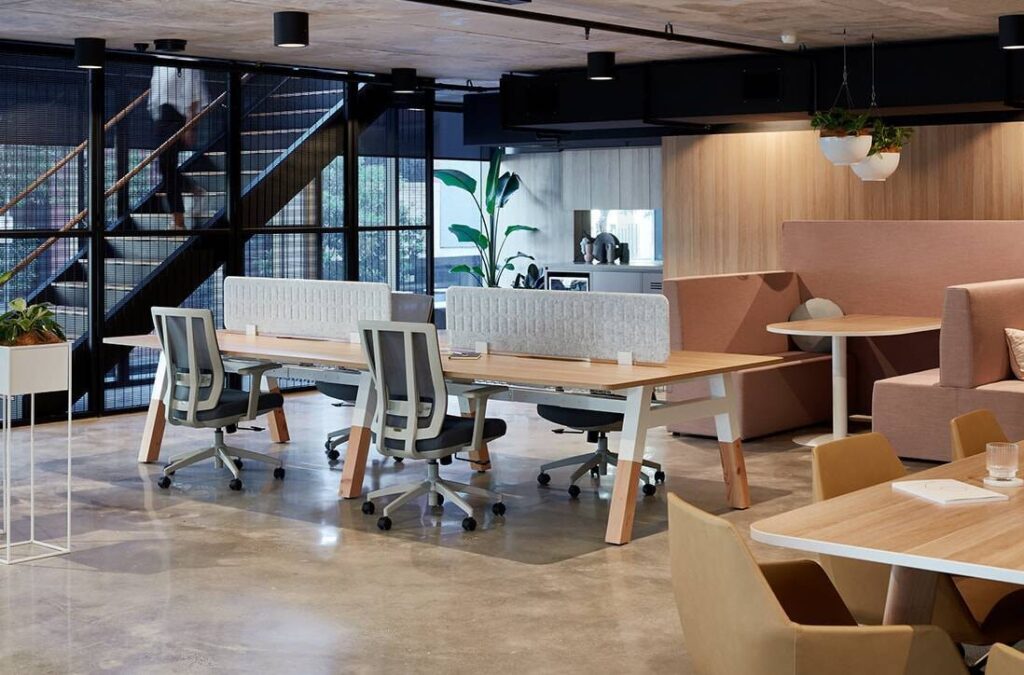 Ufficio in Vendita a Milano di 310 mq mq