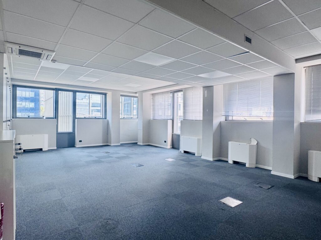 Ufficio in locazione a Milano di 348 mq mq