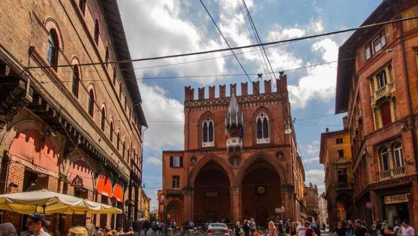 Vendita Negozio Bologna 520 mq– rif. 19294