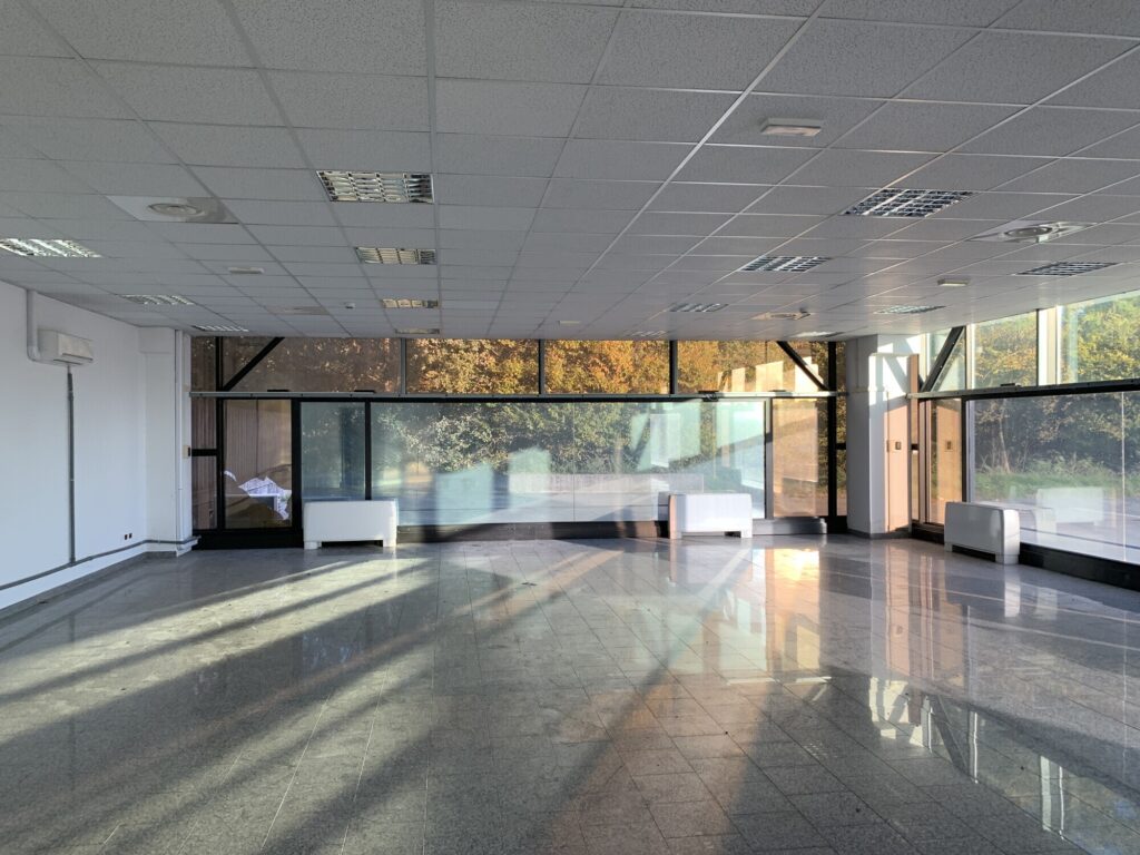 Capannone Produttivo in locazione a Bellusco di 3.950 mq mq