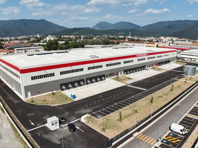 Capannone Logistico in locazione a Brescia di 2.897 mq mq