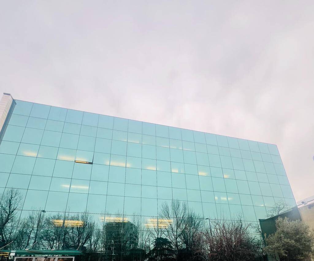 Ufficio in locazione a Milano di 630 mq mq