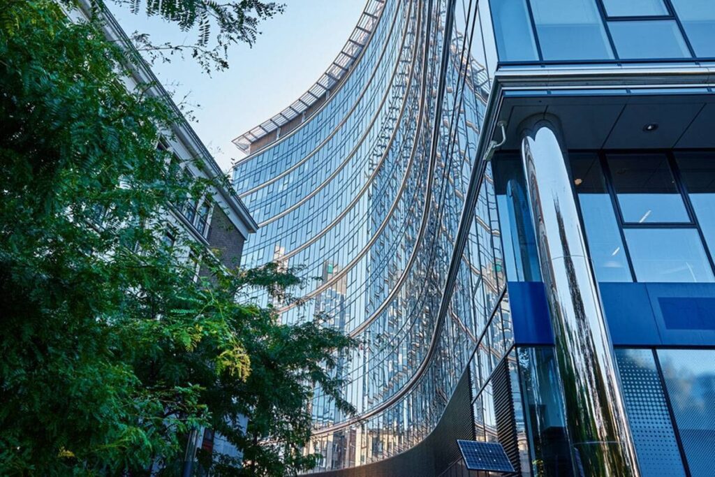 Ufficio in locazione a Milano di 6.500 mq mq