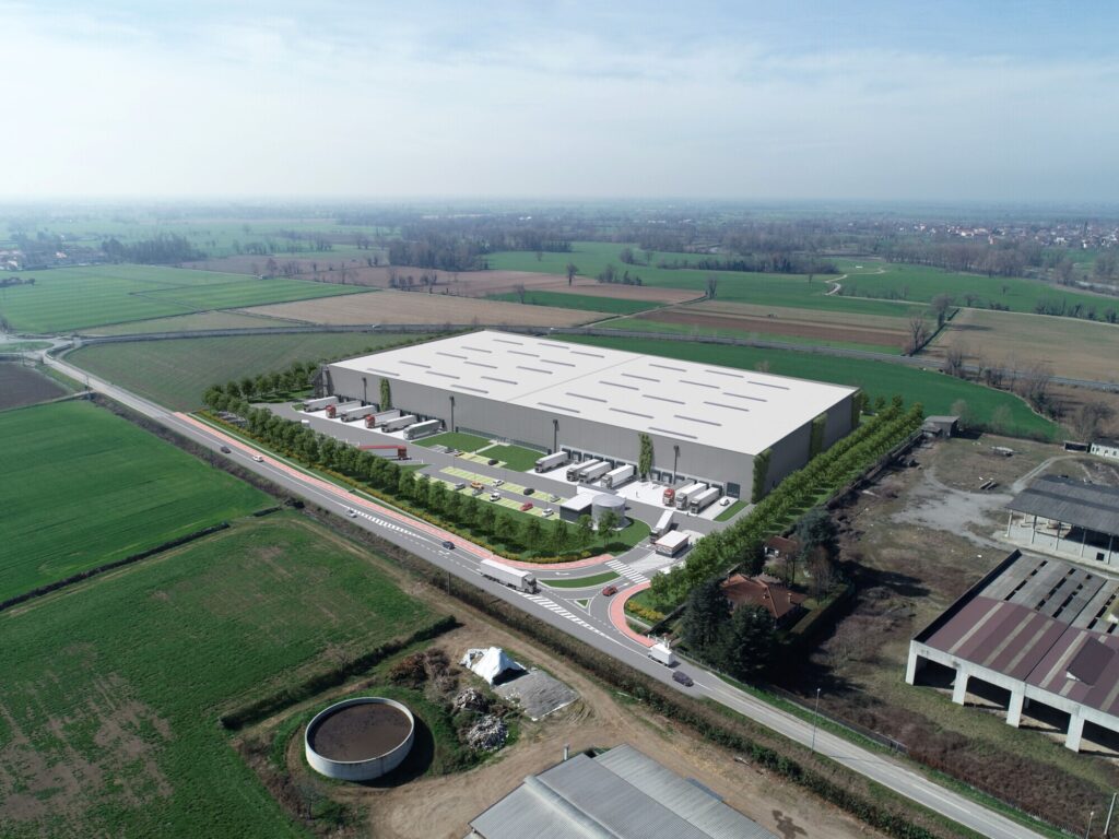Capannone Logistico in locazione a Castel Gabbiano di 11.000 mq mq